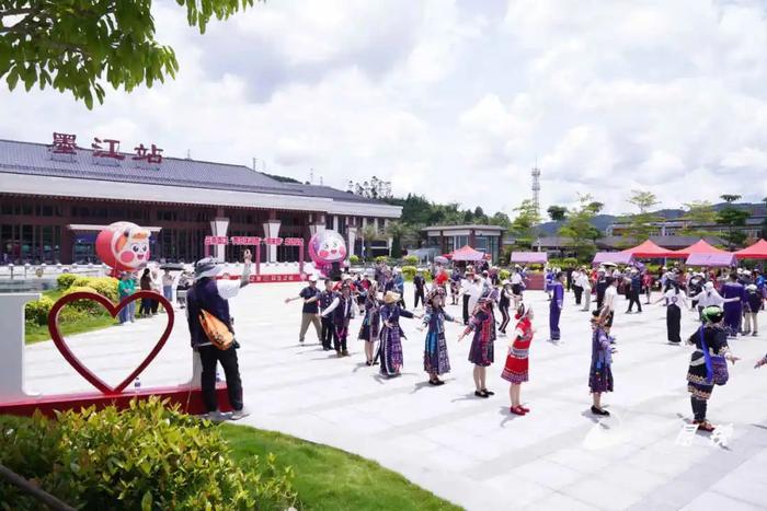 “两日休闲游”“周末游”！中老铁路开启短途旅行新模式