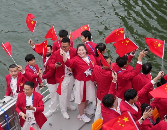 巴黎奥运会开幕式举行,一组图回顾全过程