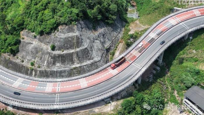 茅台岩滩桥至上坪道路双向全线通车