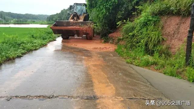 湖南多地雨量破当地极值，交通部门打通“生命通道”驰援灾区