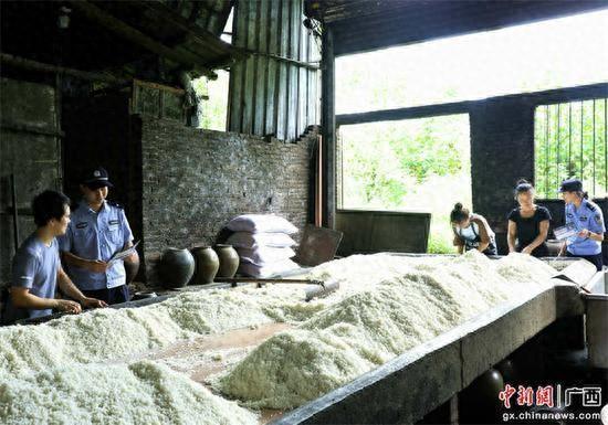 贺州平桂公安把好食品安全“入口关”