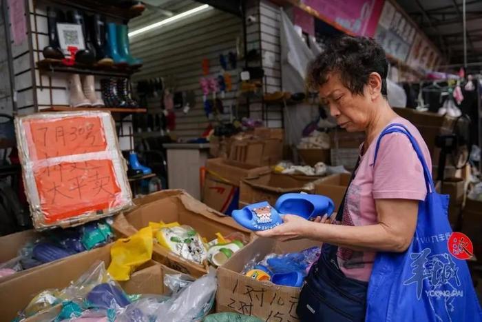 广州南泰批发市场首批商户撤场启动