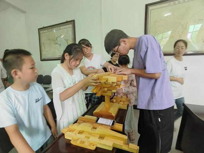 读者之城 书香兰州｜触摸历史脉搏，畅游书籍海洋！多彩暑假生活让青年学子知识和能力双提升