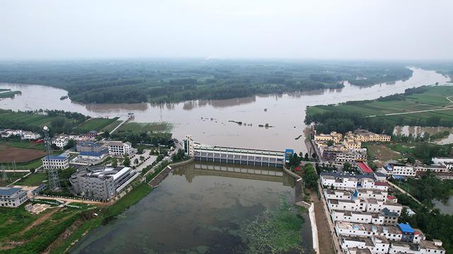 早八条丨9月10日前，吉林游客可免费游珠峰 / 鸭绿江、辉发河干流洪水回落 松花江吉林段等18条江河仍超警