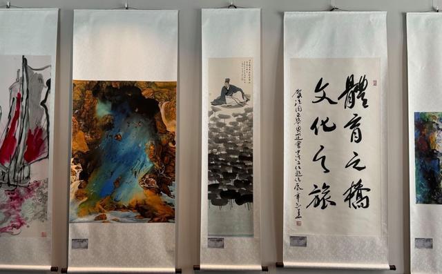 “航行之美·水墨丹青与奥林匹克精神”书画展在巴黎举行