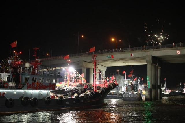 凌晨开海、千帆竞发，连云港赣榆鲜活海产品最快今天上市