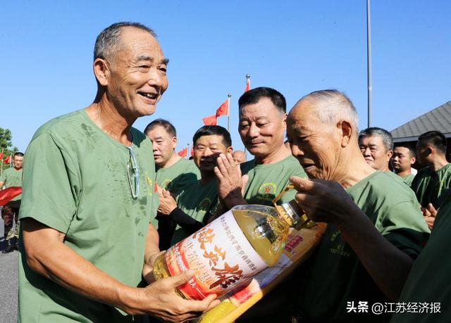 南京大金山国防园开展“致敬老兵 感恩有您”系列活动