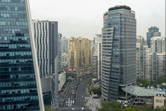 穿城而过·北横通道②｜由西向东，看北横沿线的上海城市风景