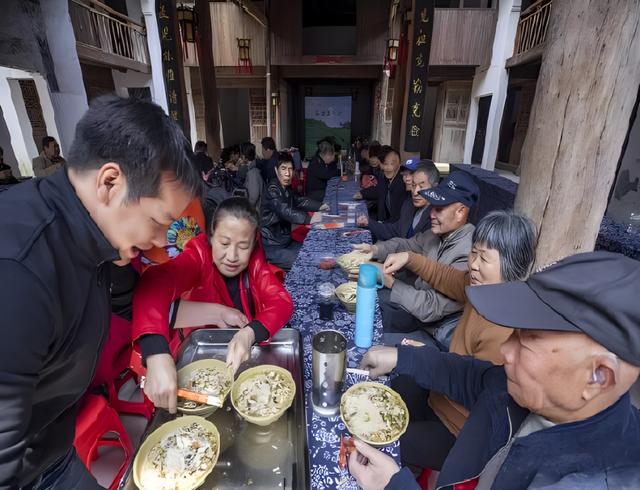 此心安处是吾乡：旅居诗画浦江，康养山水之间