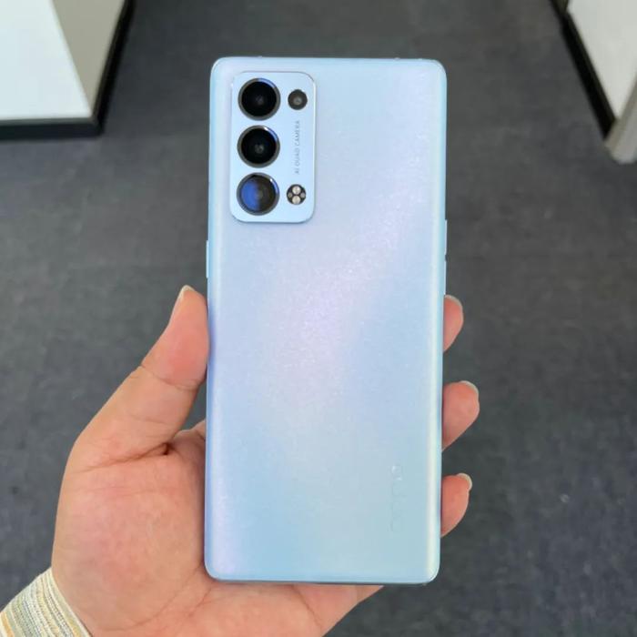 【新机】OPPOReno12官宣联名时光代理人 新色梦回Reno6夏日晴海