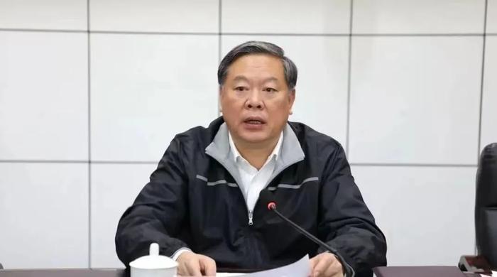 广西壮族自治区人大常委会原党组副书记、副主任张秀隆，被公诉