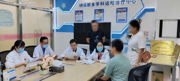 11岁女孩每天抽搐近30次，在上海经颅内电极治疗缓解症状