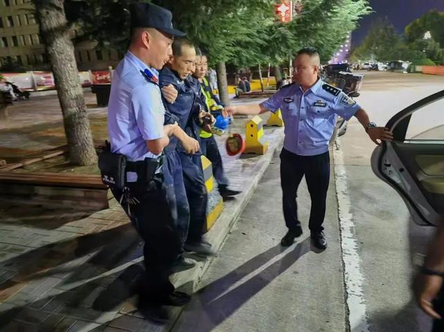 亮警灯 护安宁！陕西公安机关夏夜治安巡查宣防第二次集中统一行动正在进行