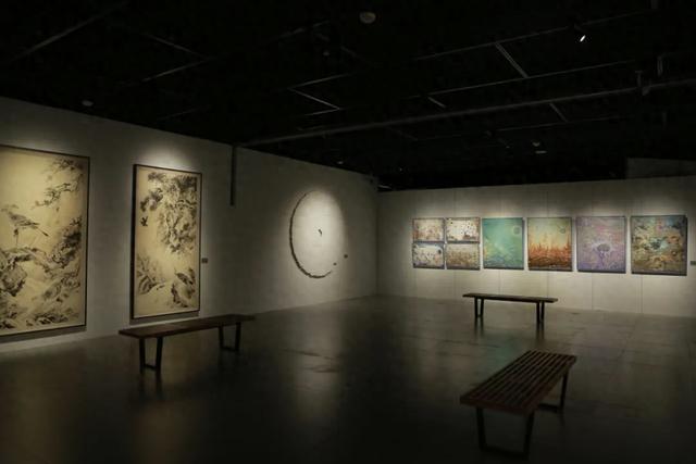 “启航——中央美术学院毕业生作品邀请展”在北京城市图书馆开幕