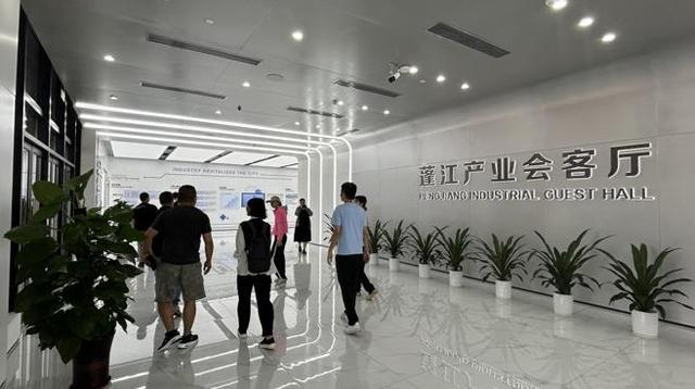 “蓬江四十·湾区明珠”蓬江区高质量发展采风行活动在江门市举行