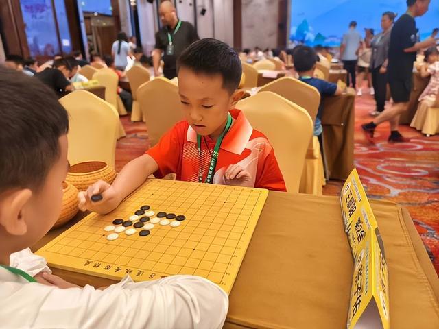 河南小棋手2024年五子棋青锦赛创佳绩