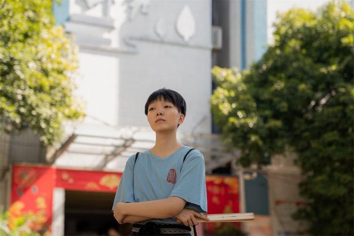 周美君 饰 时佳慧