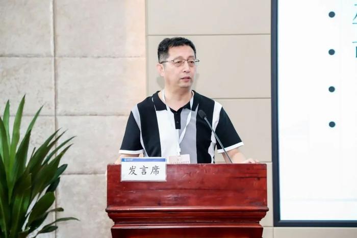 “中国经学与传统学术”高端论坛在浙江大学举办