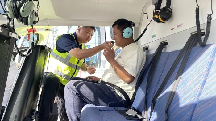 喀什古城低空游览项目首飞 开启全新观光之旅