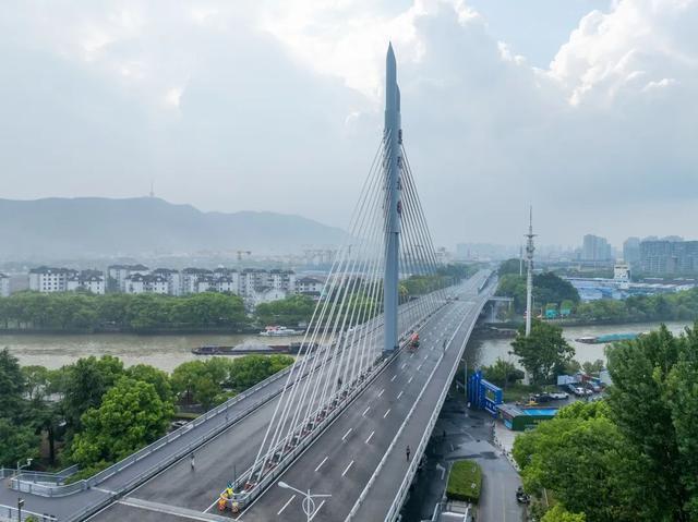 这两座大桥，明天正式通车！