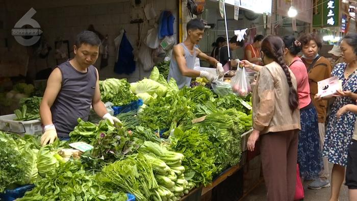 多地蔬菜价格上涨，“家常菜价不家常”？昆明……