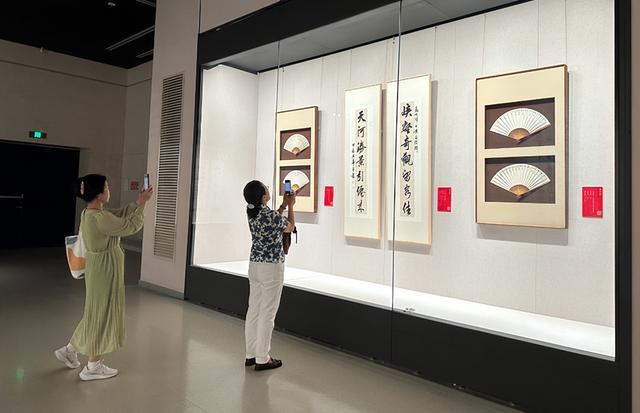 黄河精神翰墨情 宋华平书法作品展开幕