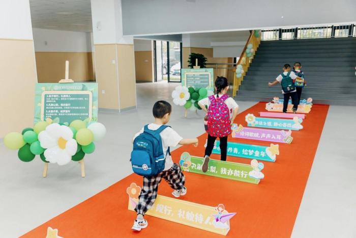 开学啦！石家庄市裕东小学·天玺校区迎来首批新生