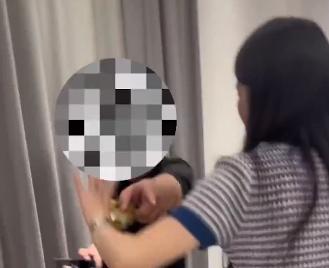 “装什么装”！公司老总掌掴拒酒女子？警方通报