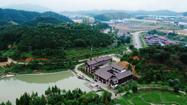 三明小蕉村发展样本：移风易俗让贫穷村变示范村，村民住上别墅