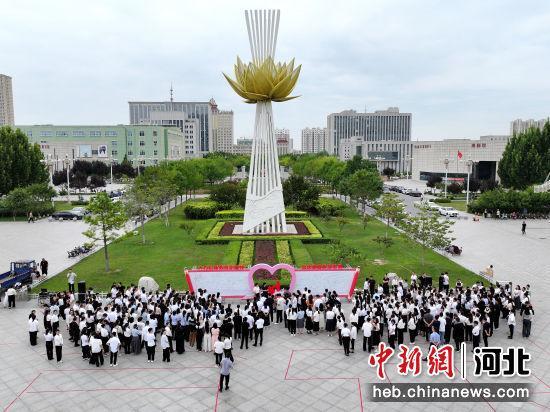 传承教育家精神 河北任丘开展教师节庆祝活动