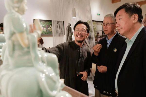 “器•像”卫恩青瓷生活美学展在京开展