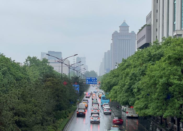 大雨、暴雨马上来！陕西紧急预警！西安雨雨雨！提前转移！