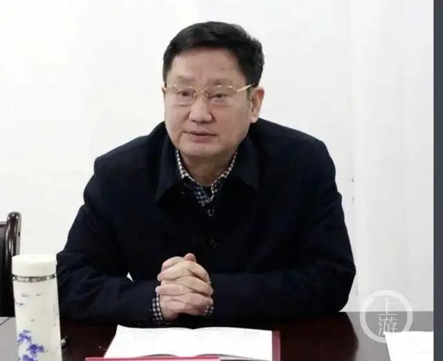 一地原纪委书记送给情妇1200万元，后被对方检举！双双获刑