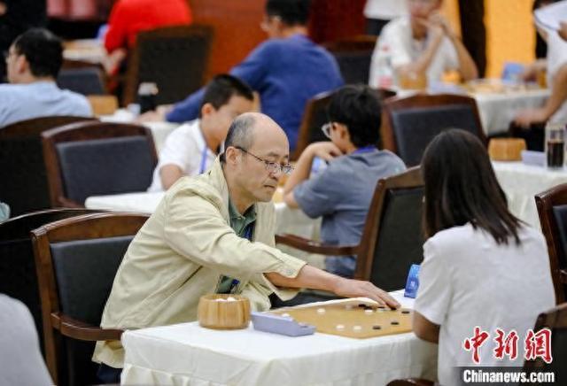 全国158名业余围棋高手齐聚河北深州对决