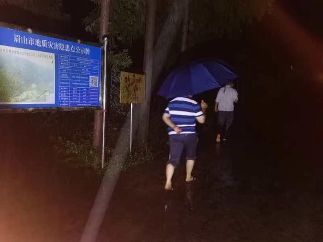 暴雨蓝色预警，四川提前转移避险3万余人次