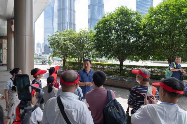 乘citybus游上海，长宁推出双层巴士微旅行