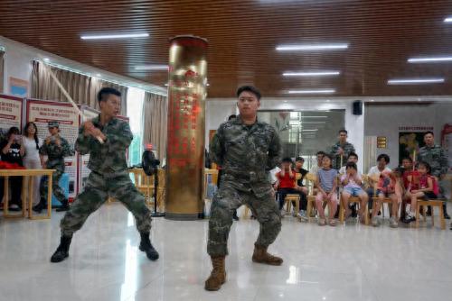 桂林电子科技大学社会实践团队：国防教育燃热血，红色基因铸精神