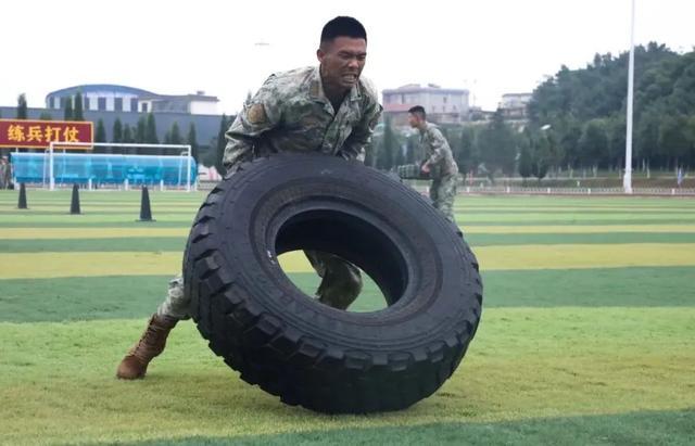 燃爆全场，这场军体运动会别样精彩