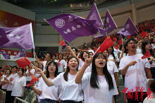 青春华章｜南开学子用青春活力点燃大思政课