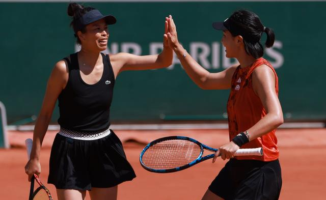 “海峡组合”重组!王欣瑜搭档谢淑薇战中网女双,9朵金花全出击-台北黄欣雨案件