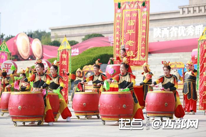 鼓韵奏华章盛世中国梦 陕西省优秀民间锣鼓展演在宝鸡举办