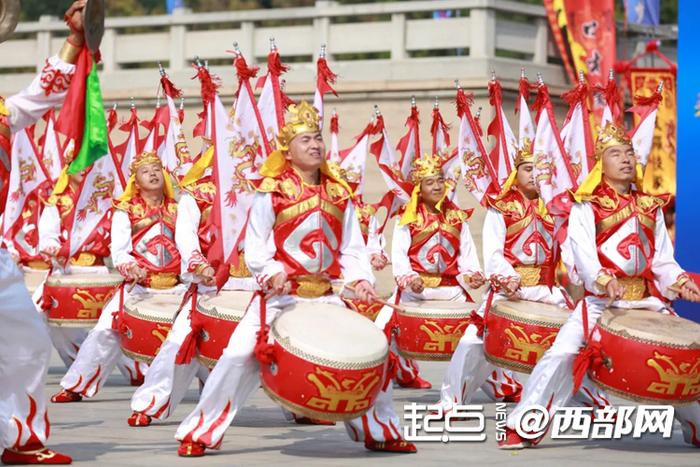 鼓韵奏华章盛世中国梦 陕西省优秀民间锣鼓展演在宝鸡举办