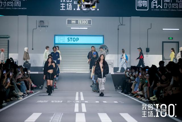 国外核心力量 w700d1q75cms.jpg