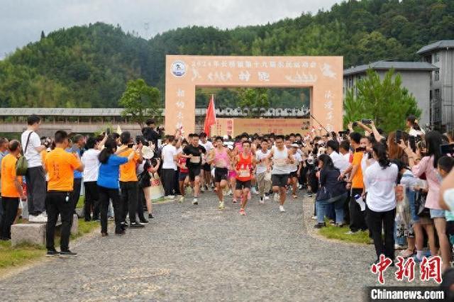 趣竞赛、享美食、农民乐 福建屏南花样庆丰收