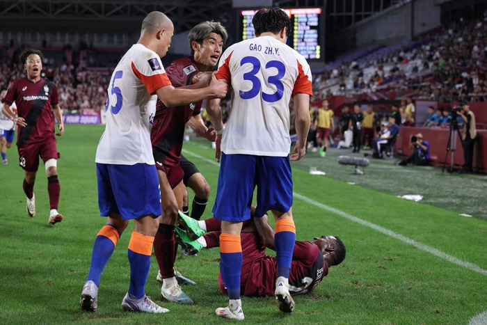 亚冠排名更新，泰山为何输球？国足克星引争议，媒体人说别骂裁判