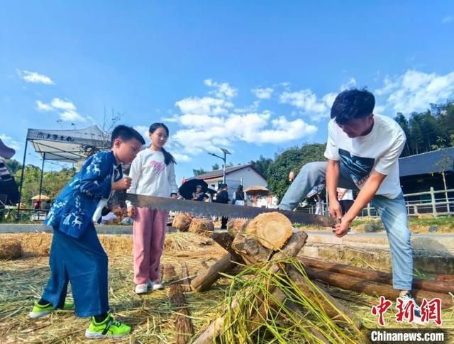 江西德兴：国庆假期乡村旅游“热”力十足