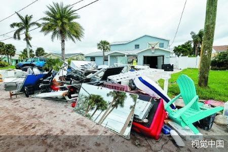 飓风“米尔顿”逼近 美国多地进入紧急状态