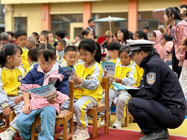 情暖重阳·孝润童心——汉阴县公安局交通管理大队党支部开展重阳节主题党日活动