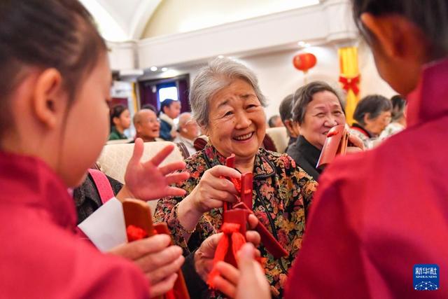 【学习+】“一个社会幸福不幸福，很重要的是看老年人幸福不幸福”