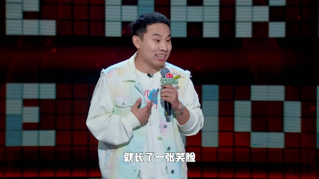 徐志胜一句话爆4灯！吐槽加班疯狂玩梗！你永远可以相信胜子的文本！__财经头条